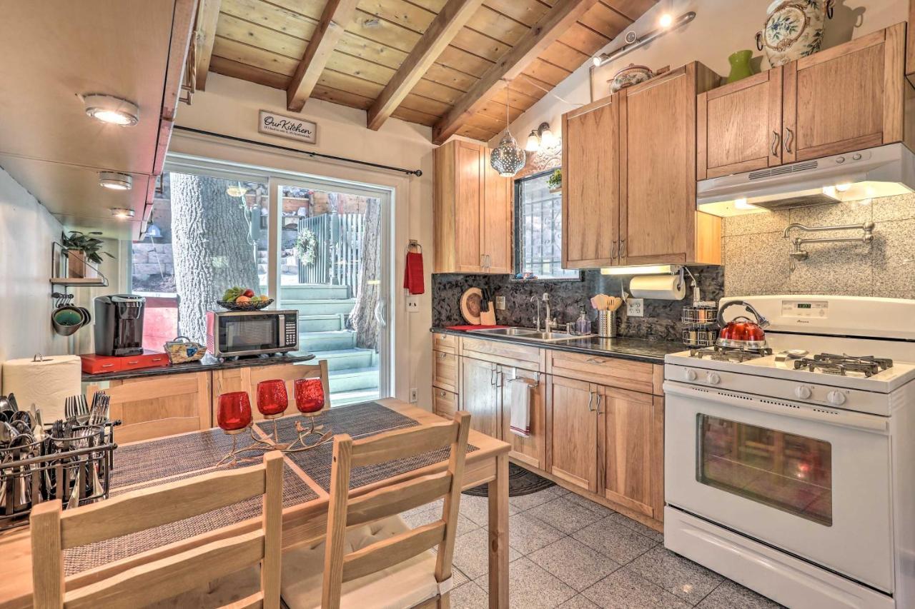 Boho Crestline Cabin, 1 Mile To Lake Gregory! 외부 사진