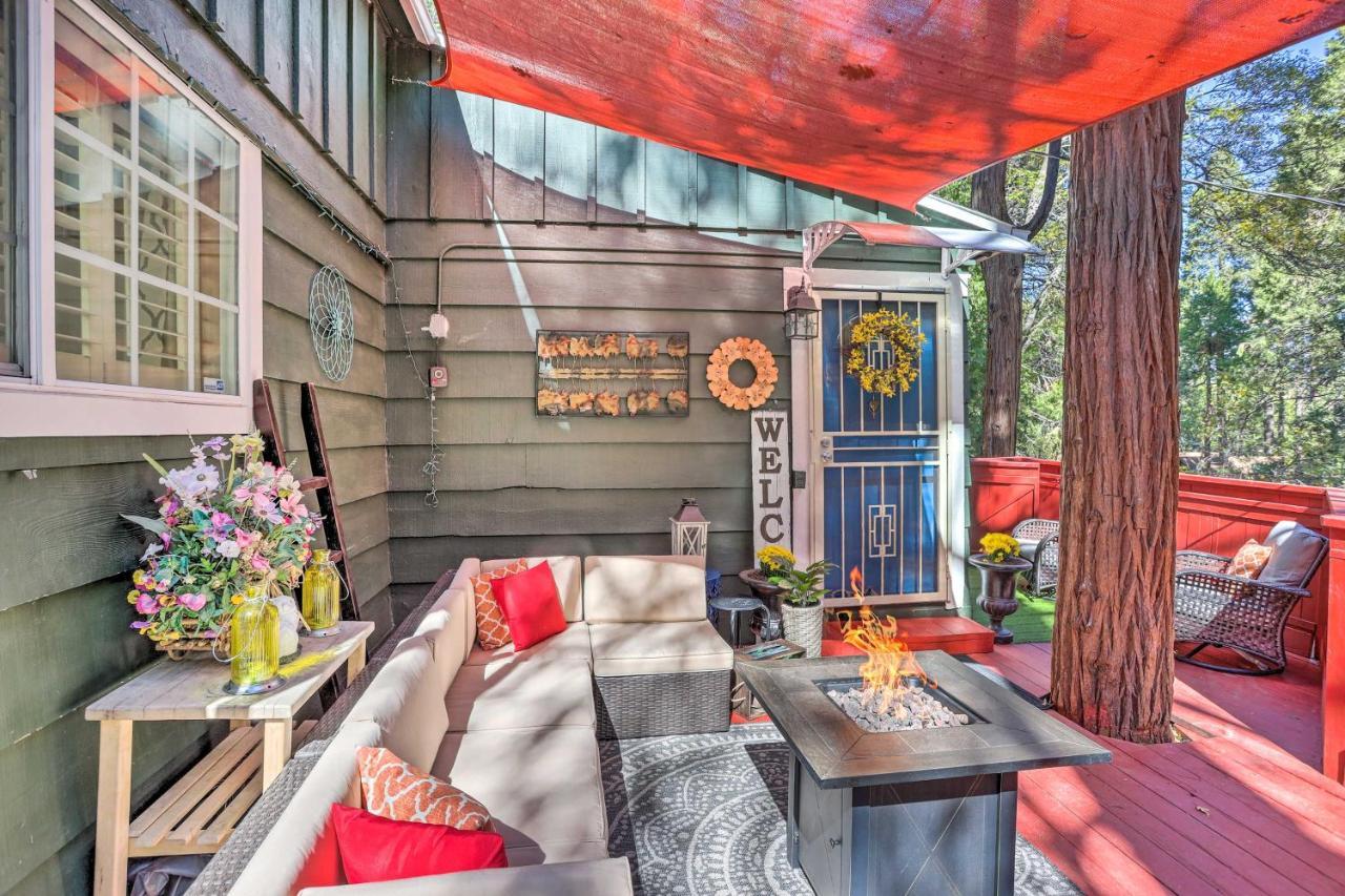 Boho Crestline Cabin, 1 Mile To Lake Gregory! 외부 사진